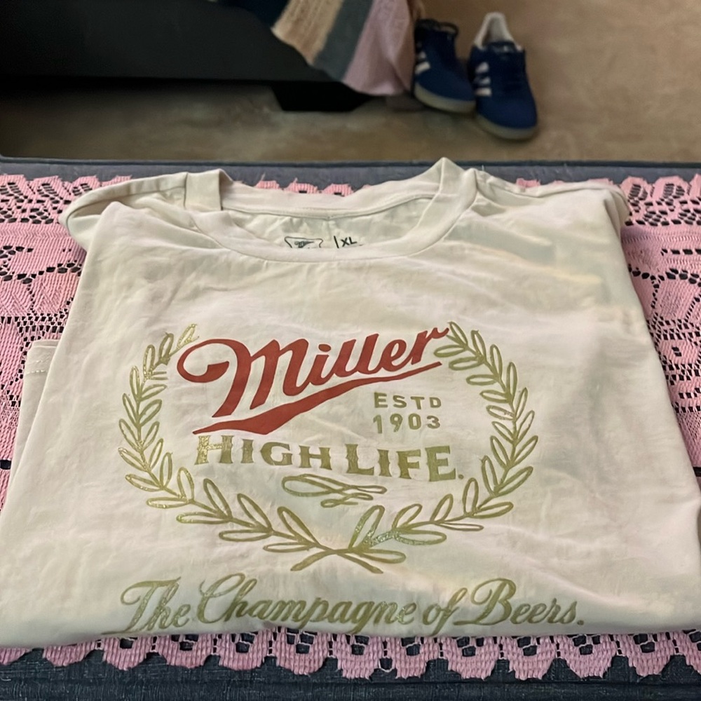 Miller HIGH LIFE CROP TOP